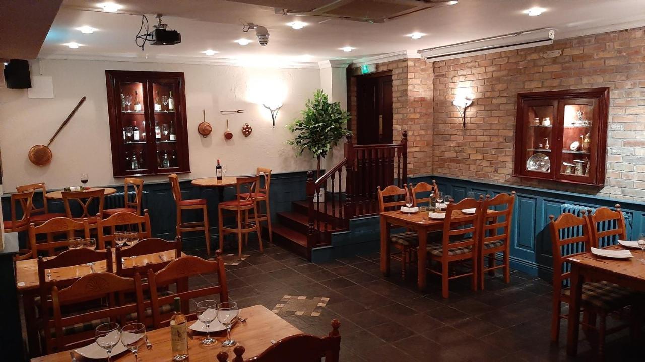 Готель The 'Rafter'S Gastropub Кілкенні Екстер'єр фото